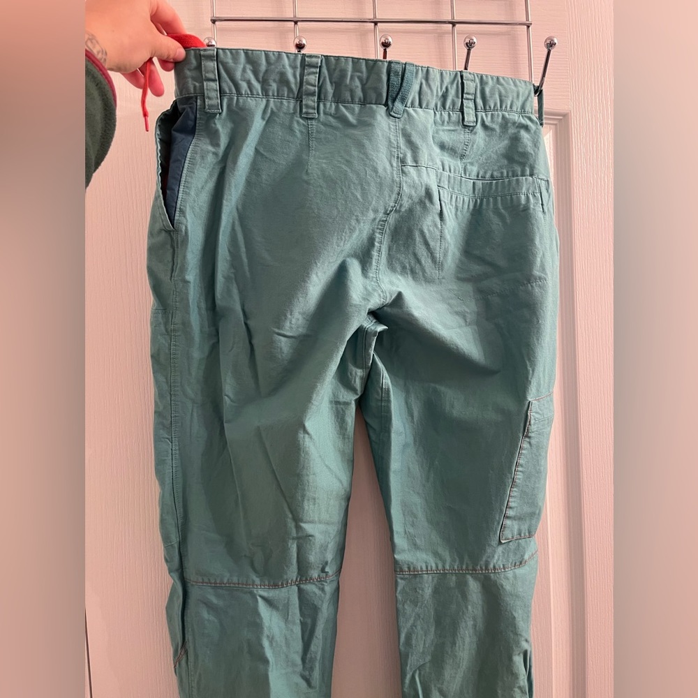 Size 8 sea glass colour Outdoor Research Quarry climbing pants - Picture 4 of 7